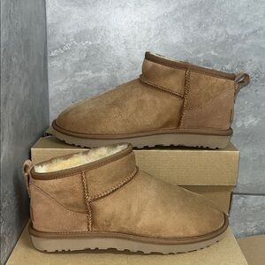 UGG CLASSIC ULTRA MINI